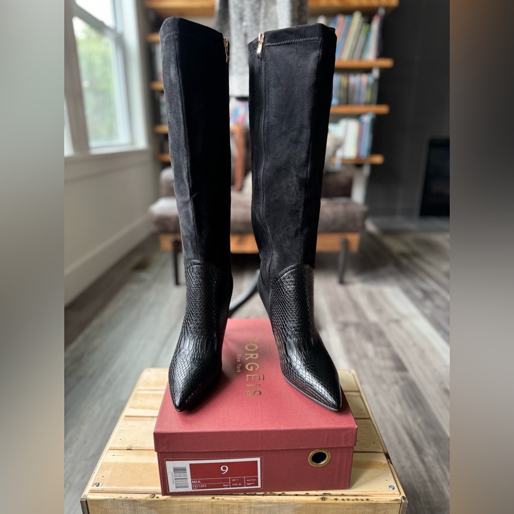 NIB : Torgeis tall boots, Mia; size 9 ;